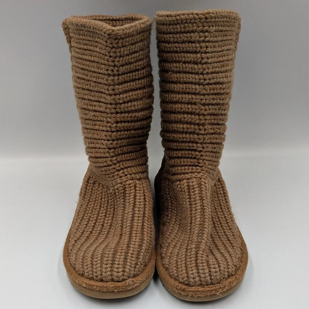 UGG‎ Australia Classic Cardy Knit Boots Chestnut Brown Kids Size 10 Winter
